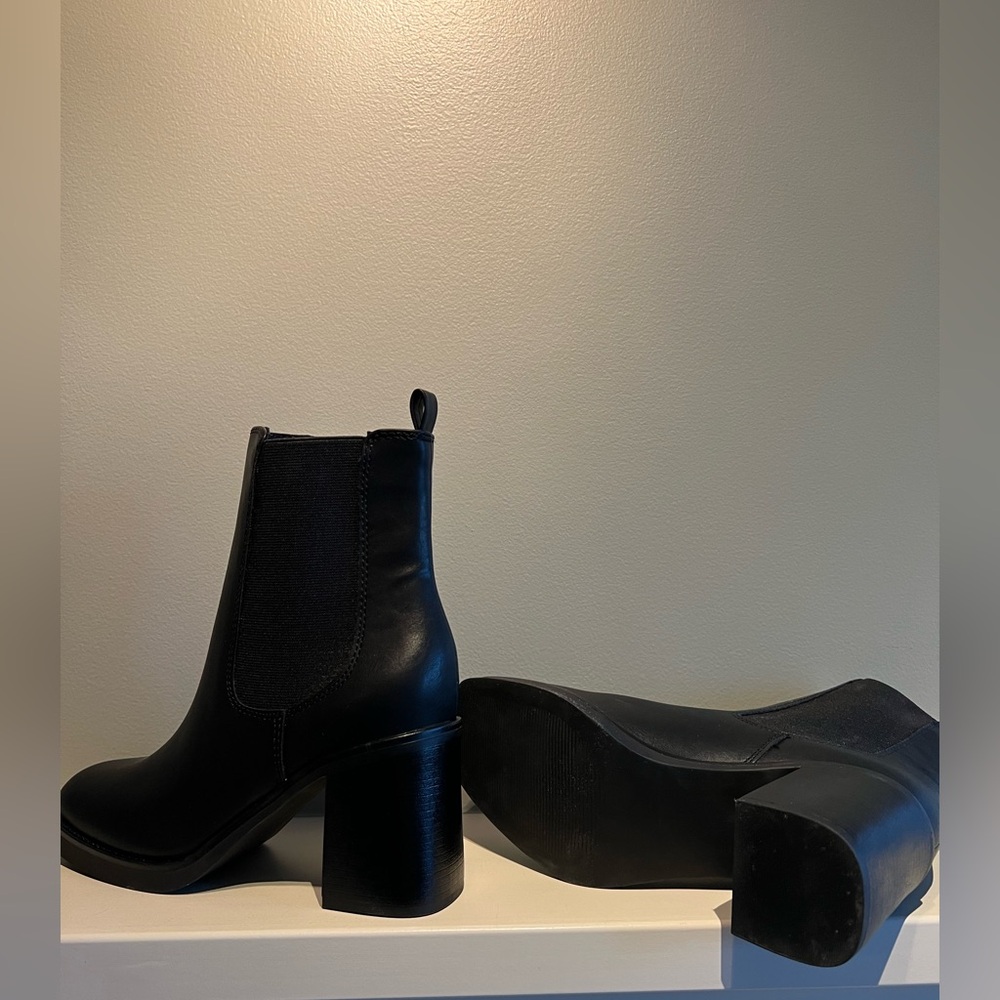 Black Madden Girl Booties
